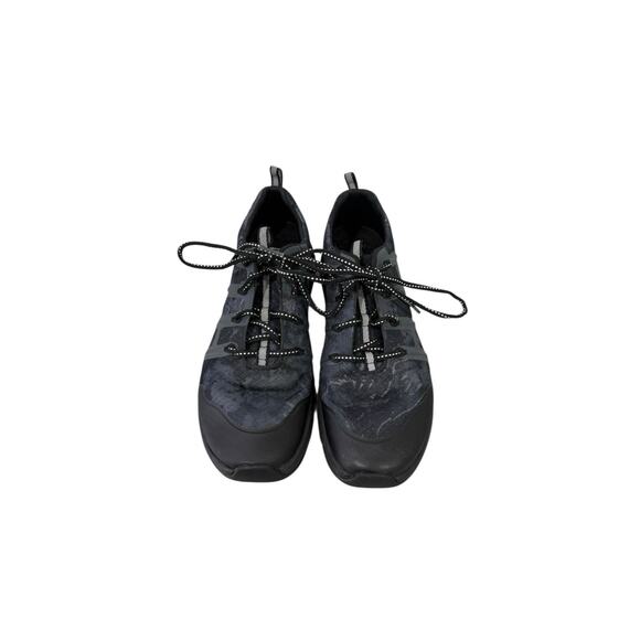 Huk Men's Outrigger Fishing Tennis Shoes With Drains Black Gray Grey Size 8 - Picture 2 of 8